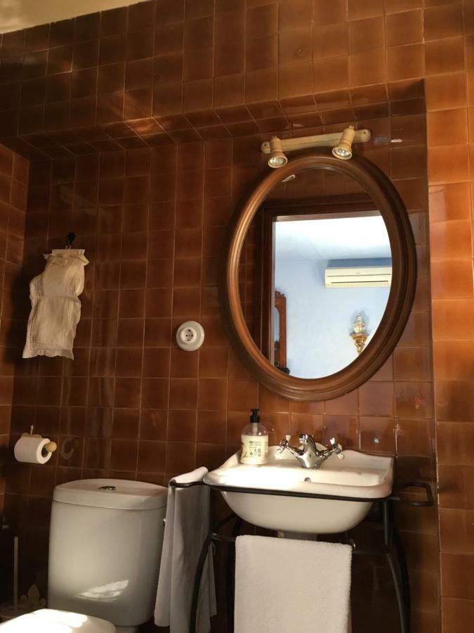 Hotel Masia Can Vive Cabrera de Mar Eksteriør billede